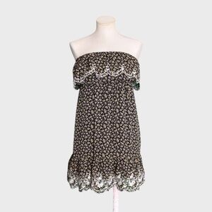 Forever 21 Strapless Floral Embroidered Dress